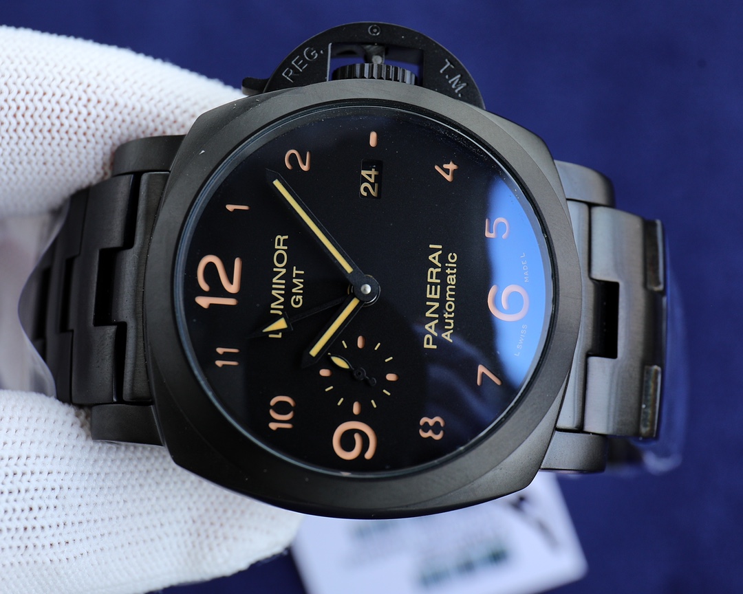 Panerai Luminor PAM01438